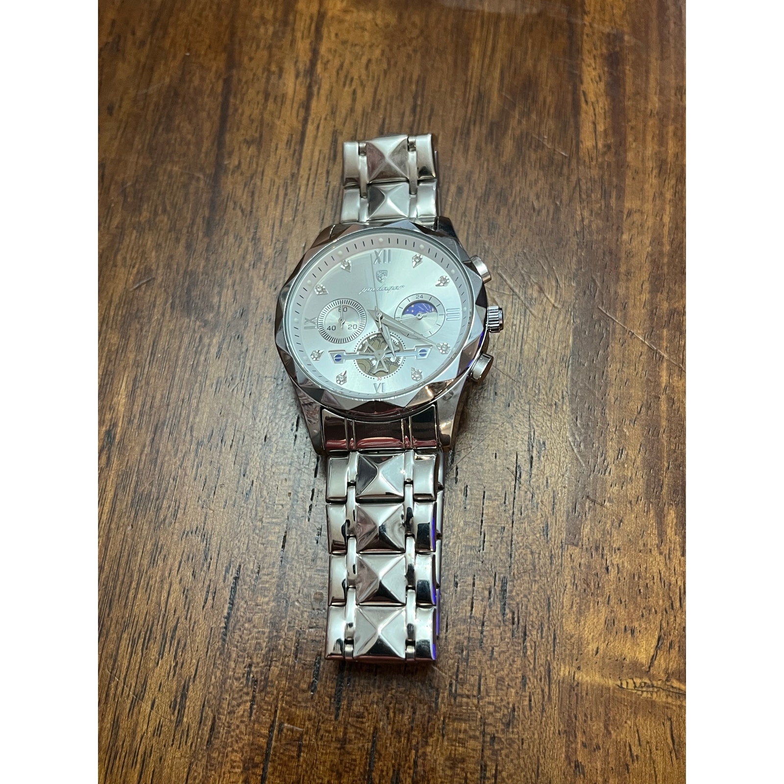 Poedager Mens Waterproof Luminous Fashionable Quartz WatchPreowned Poedager Mens Waterproof Luminous Fashionable Quartz WatchPreowned